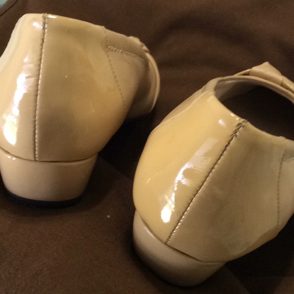 Camel colored Mark+Lemp classic wedge shoes- 6.5 M - Picture 4 of 5